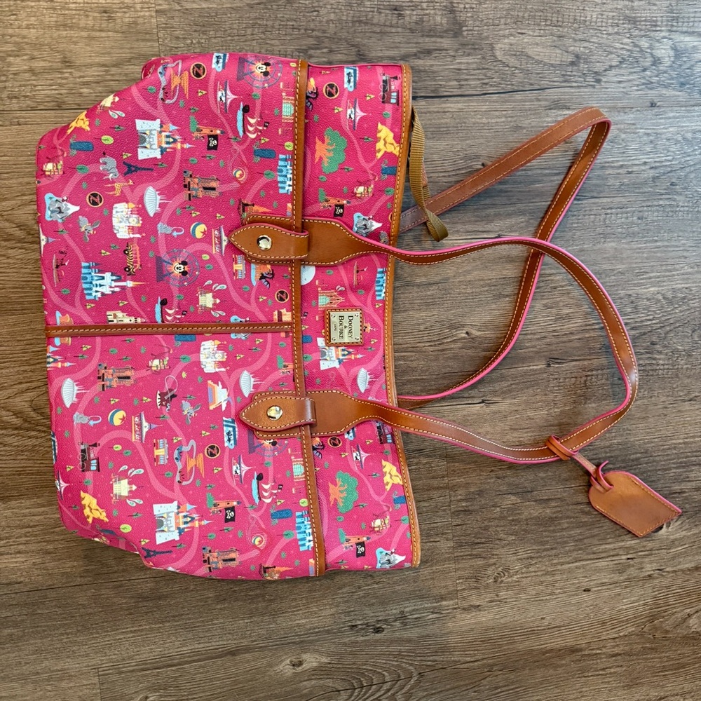 Dooney & Bourke Pink Patterned PARK LIFE 2020 Women's Tote Bag